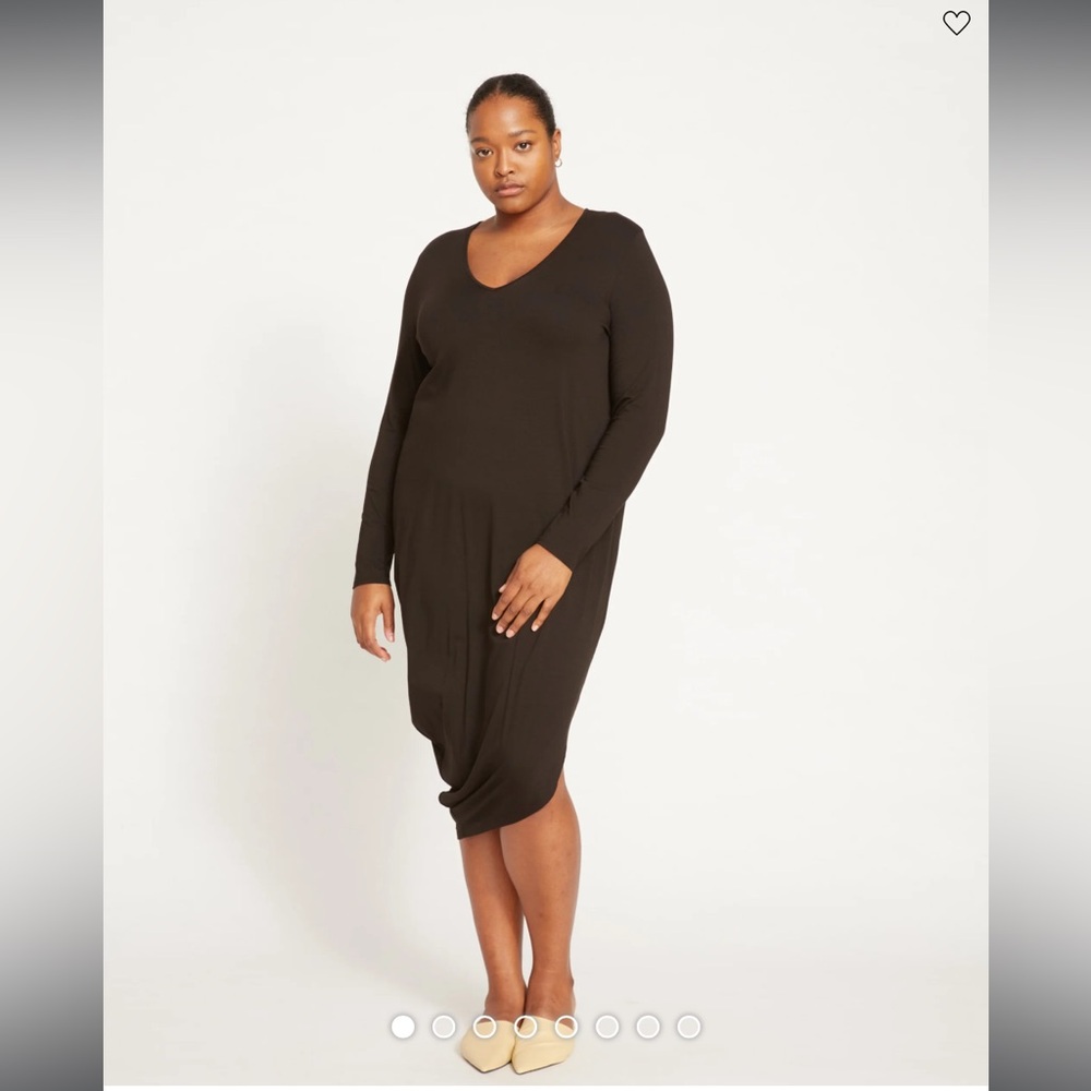 Universal Standard Black Midi Sheath Dress with Long Sleeves and V-Neck